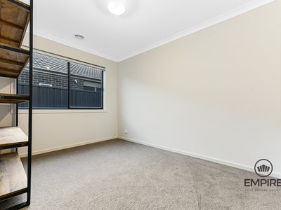 6 Aegean Street, Clyde North