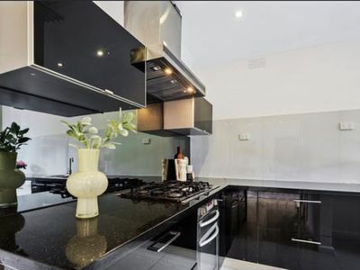5 Barrot Avenue, Hoppers Crossing
