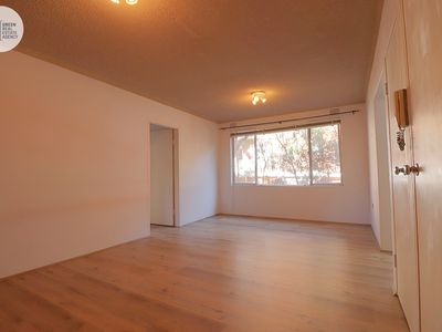 9 / 37 Meadow Crescent, Meadowbank