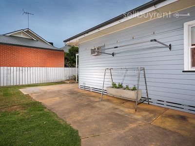 4 WILSON STREET, Wodonga