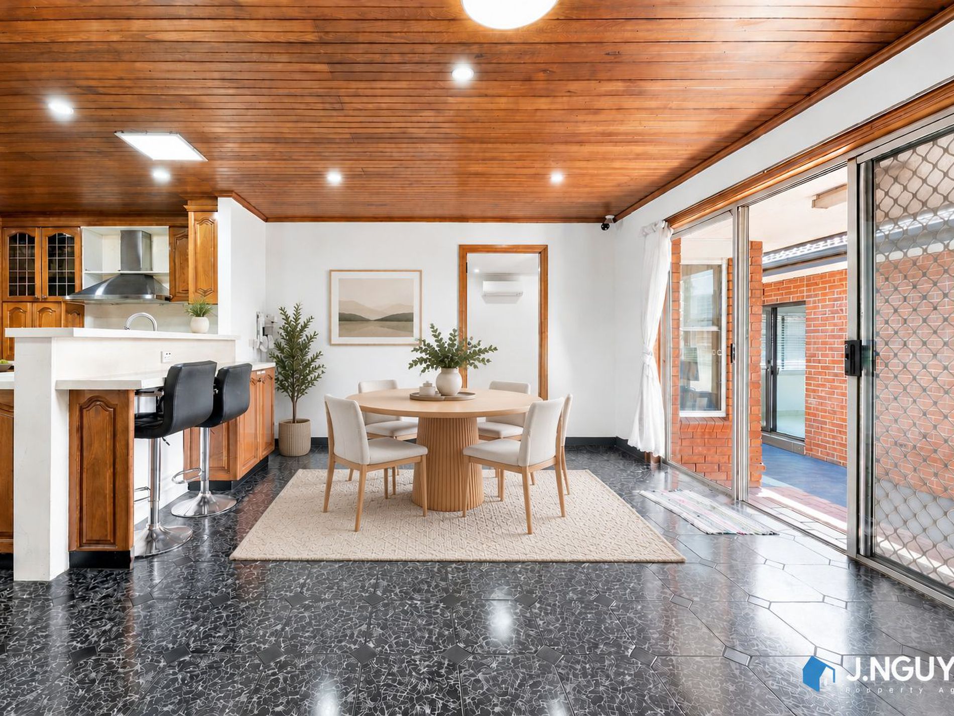 147 King Road, Fairfield West