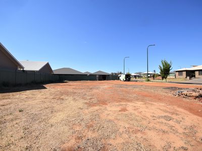 1 Aquarius Court, Dubbo