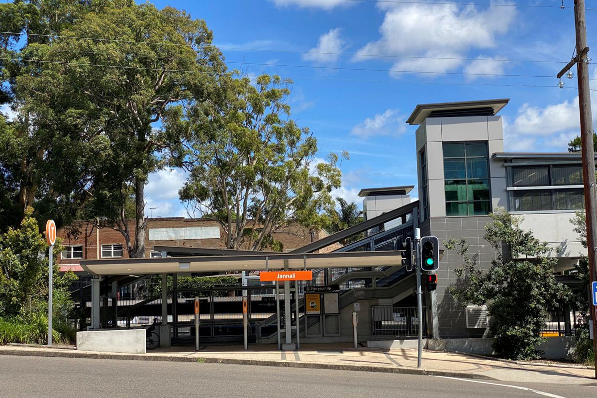Shop 1 / 56-58 Railway Crescent, Jannali