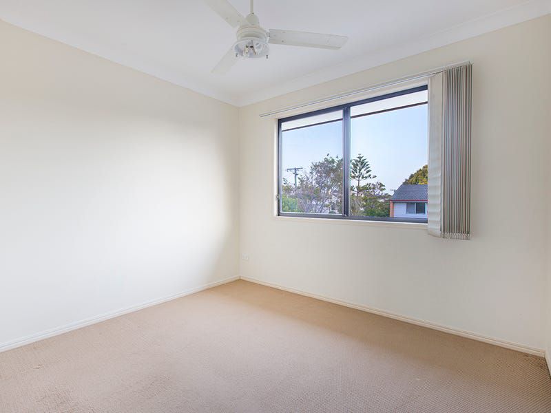 2 / 18 Rowell Street, Zillmere