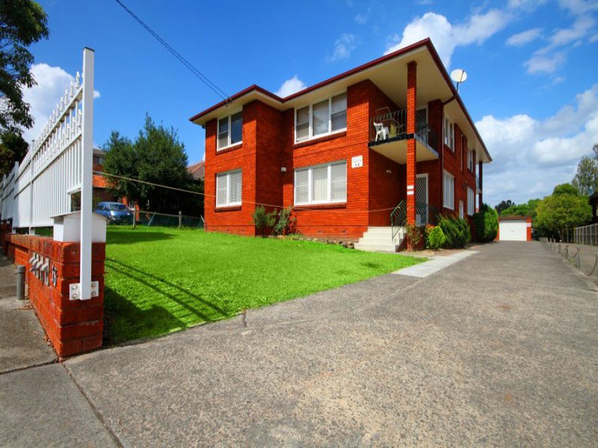 1 / 38 Fairmount Street, Lakemba