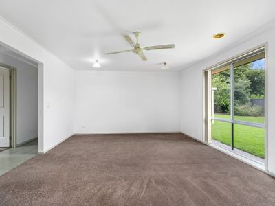 14 Langholme Court, Sale