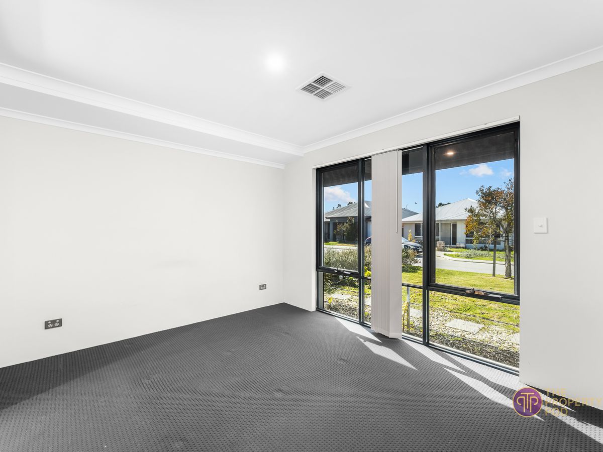 66 Lutea Loop, Hilbert