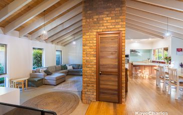 2 Young Street, Beaconsfield Upper