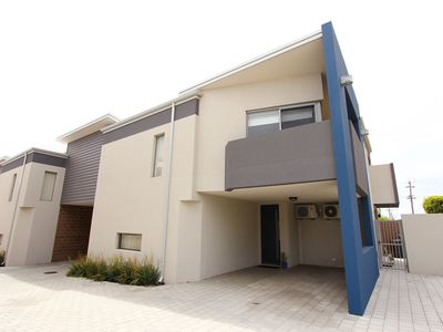 8 / 31 Pollard Street, Glendalough