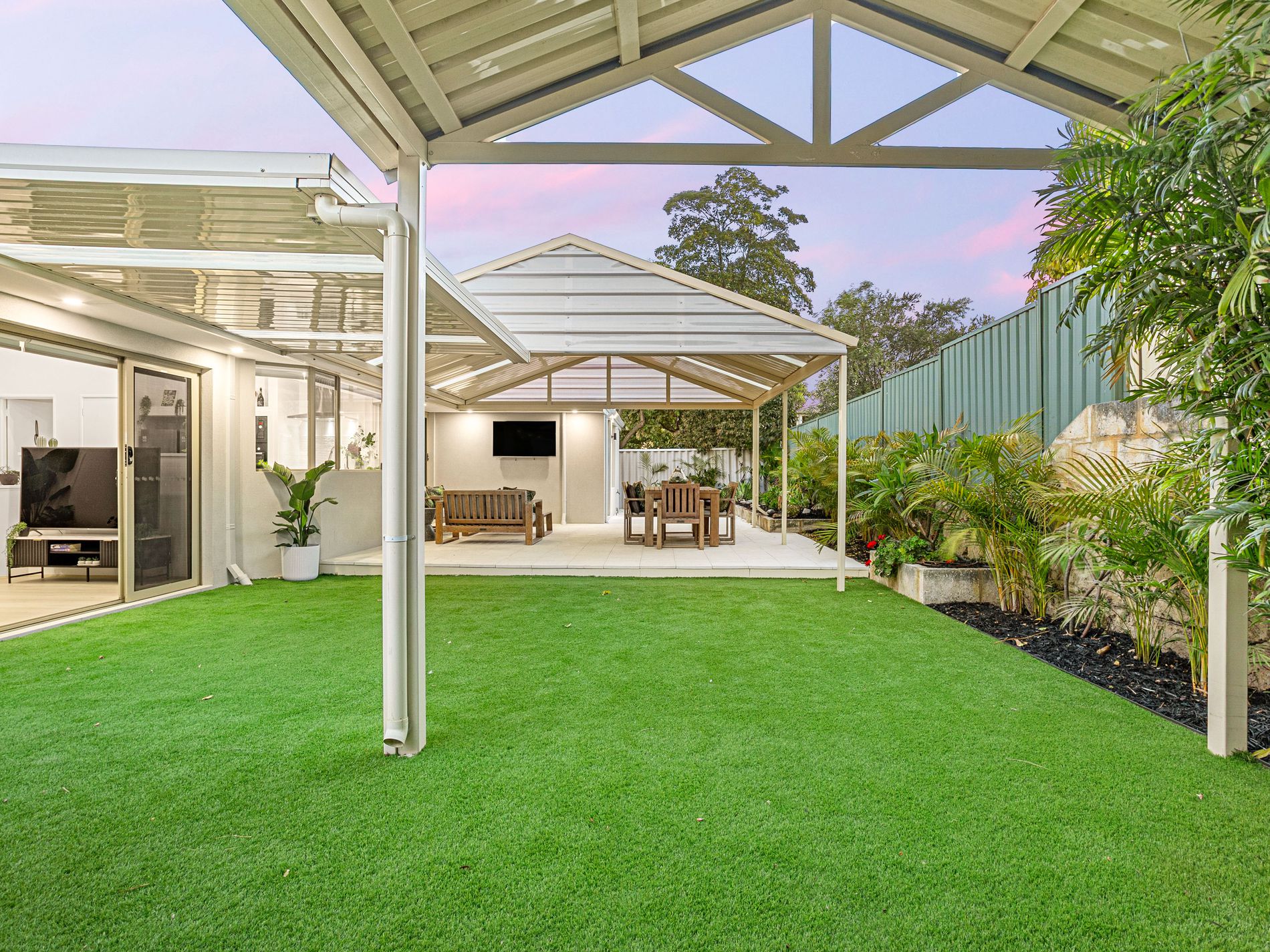 15 Kirwan Way, Winthrop