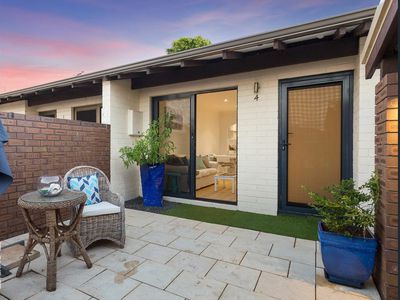 4 / 58 Hastings Street, Scarborough