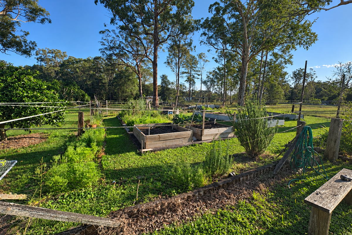8 Cedar Drive, Townsend