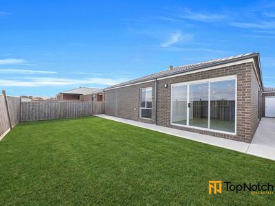 446 Mandalay Circuit, Beveridge