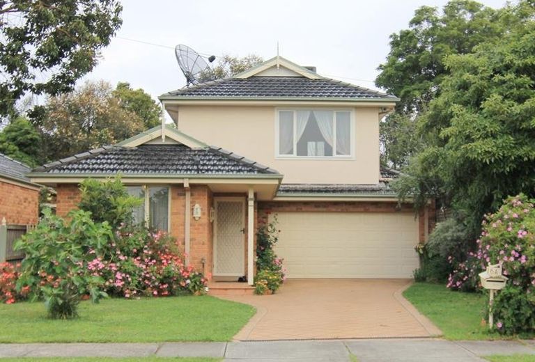 16A Charlotte Street, Glen Waverley
