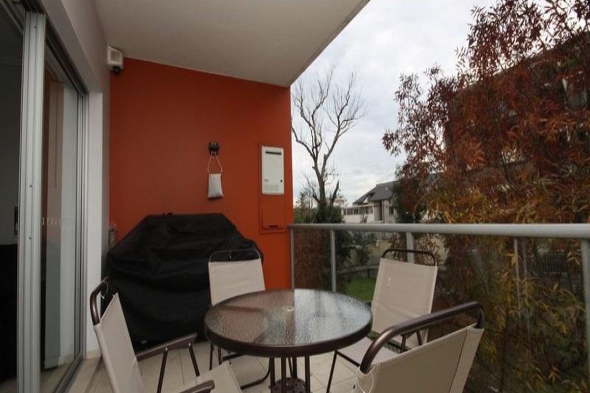 7 / 28  Marlborough , Homebush West