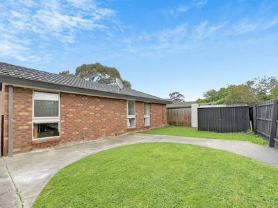 8 Dalray Close, Mill Park