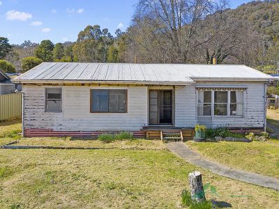 14 Tawonga Crescent, Mount Beauty