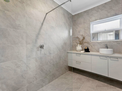 12 Silicate Avenue, Taperoo