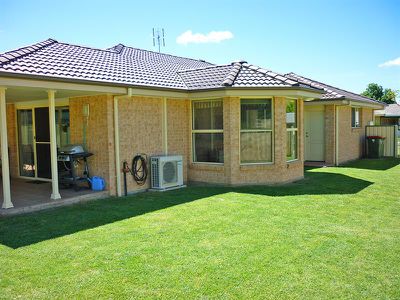 10 Morris St, Blayney