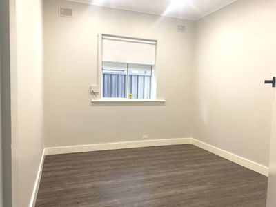7 Singleton Avenue, Seaton