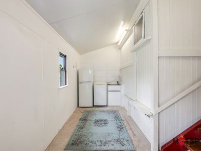 16 O'Connell Street, Millbank