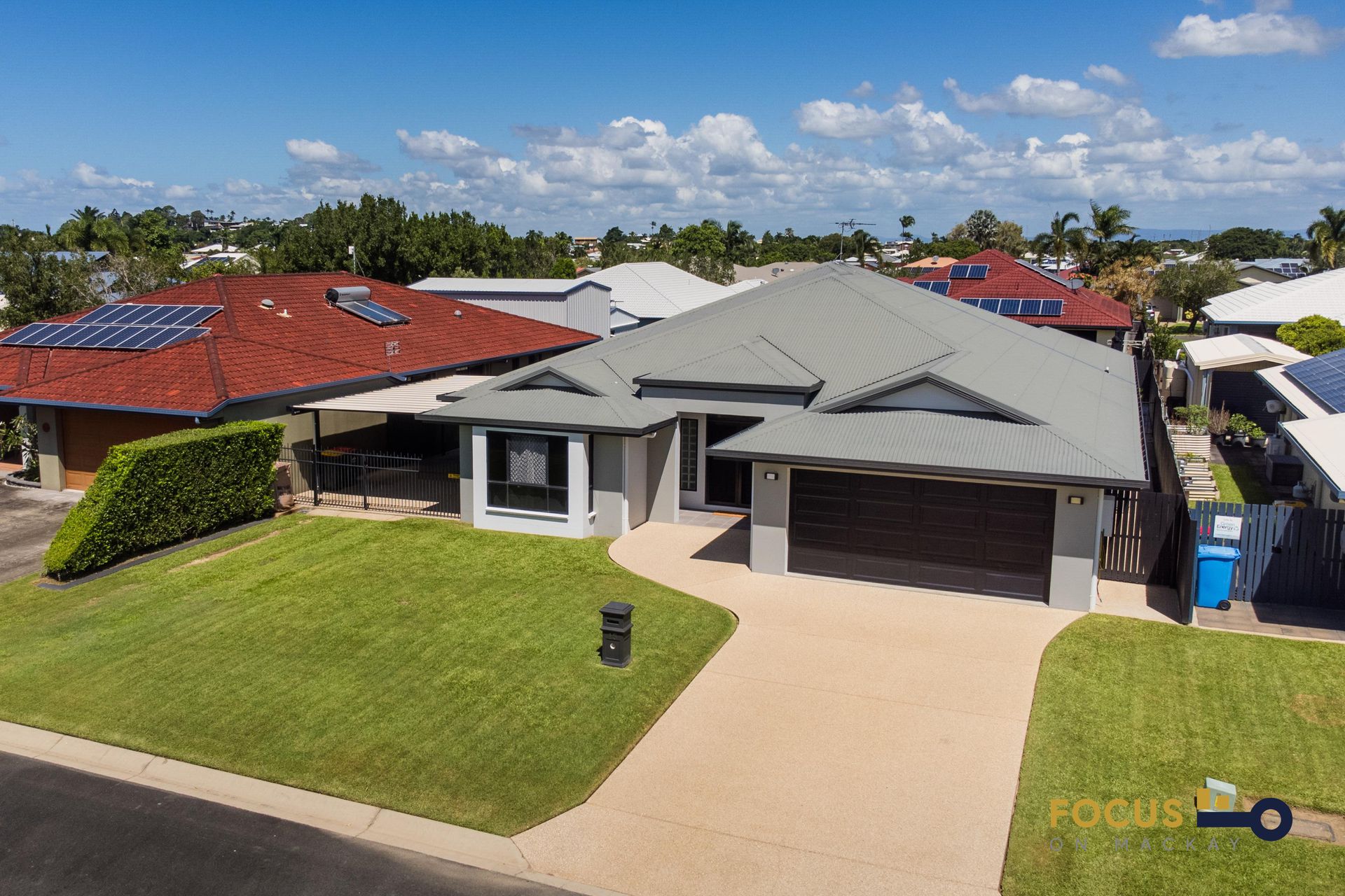 15 Centennial Drive, Glenella
