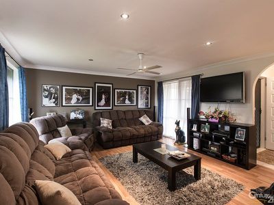 67 Meredith Crescent, Hampton Park
