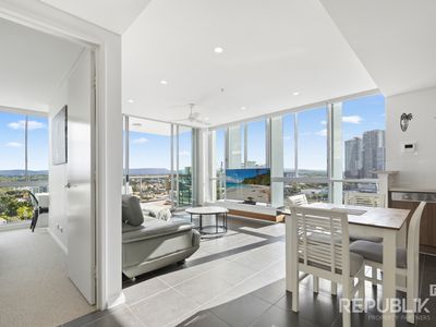 1803 / 1 Como Crescent, Southport