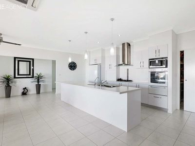 49 Sandy View Drive, Nikenbah
