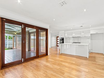 9 Yvette Close, Sale