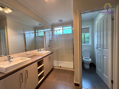 25 Hanover Street, Point Cook