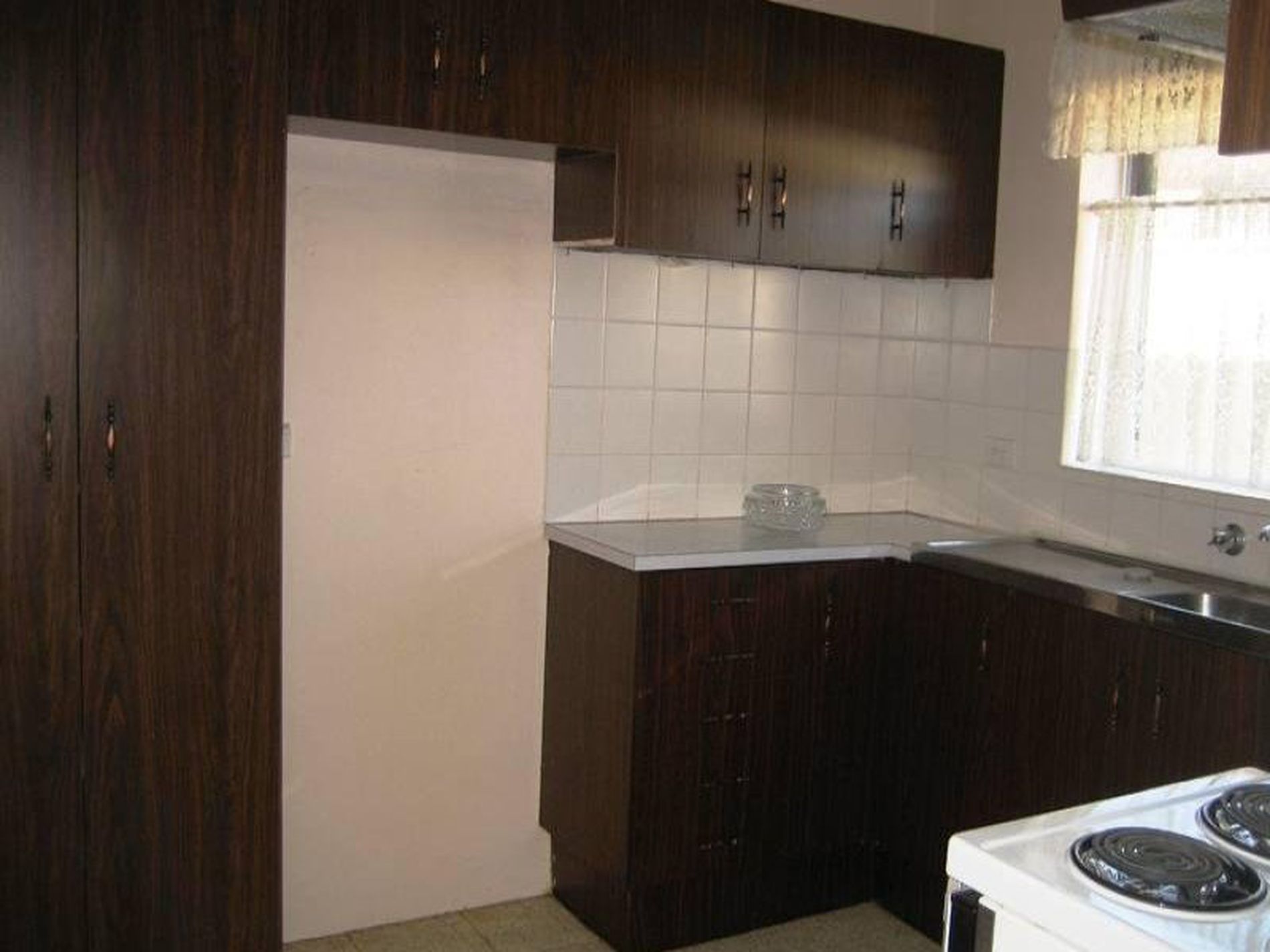 2 / 2 Denison Avenue, Barrack Heights