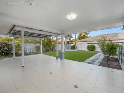 76 River Park Drive, Annandale