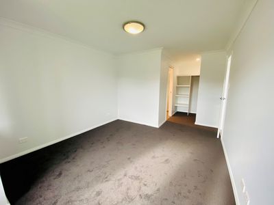 6 Bayou Avenue, Dubbo