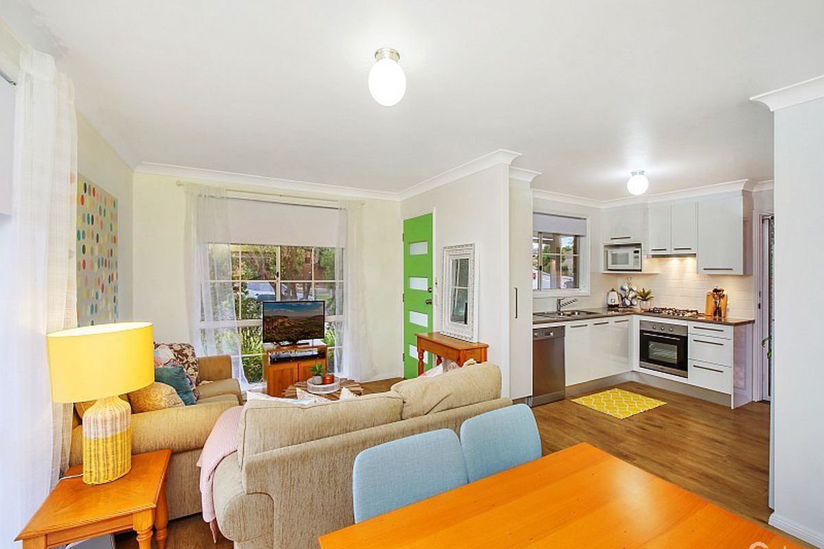 1 / 1 White Cedar Close, Green Point