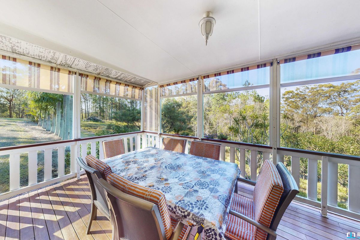 42 Hillview Lane, Pomona