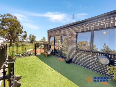 8 Gunsynd Circuit, Dubbo
