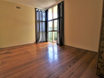 33 Tallarook St, Seymour