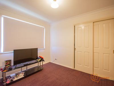 93 Twickenham, Dubbo