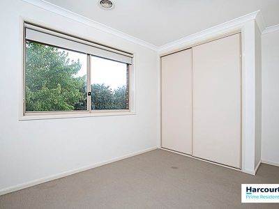 15 / McKenna Avenue, Yass