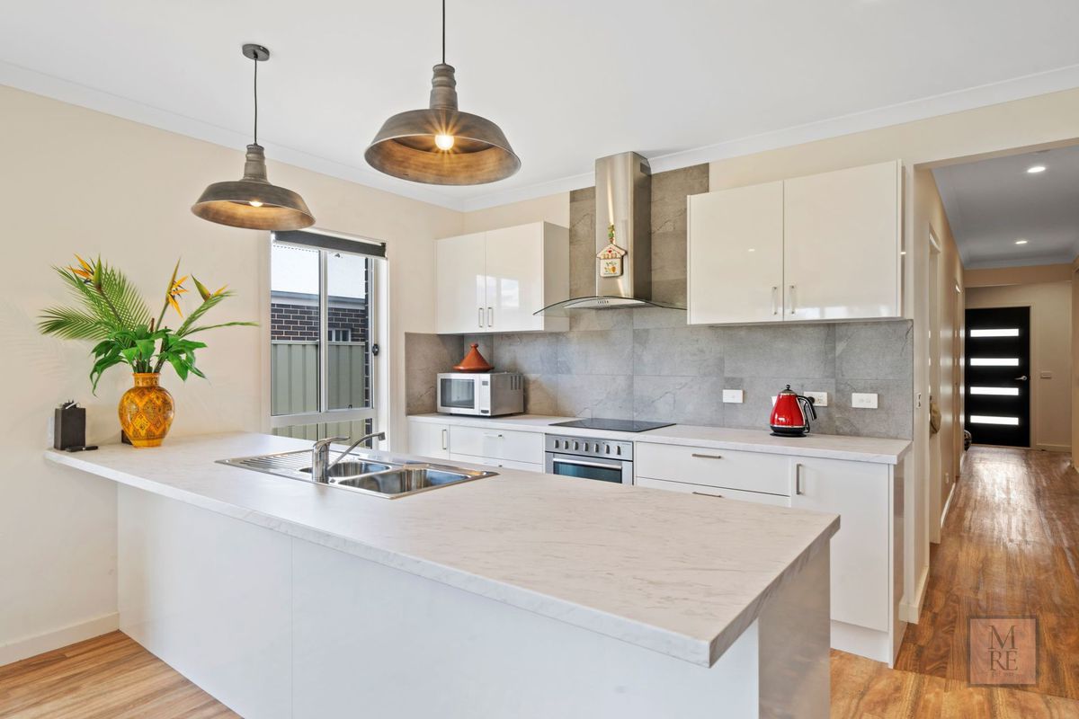 2 / 7 Avoca Court, Mansfield