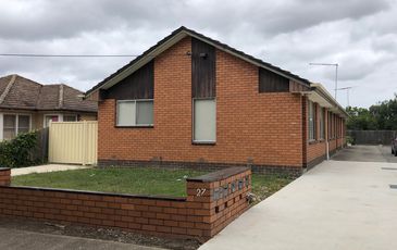 2/27 Cash Street, Kingsbury