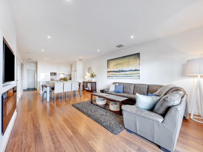 2 / 10 Luton Drive, Yarrawonga