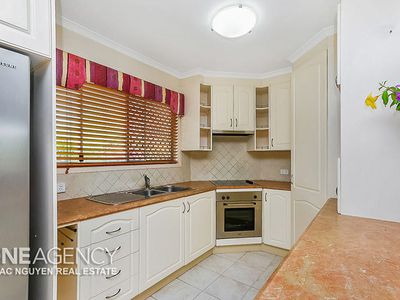 42 Tinaroo St, Durack