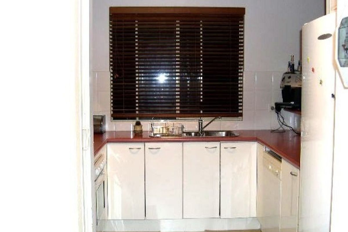 38 Park Avenue, Burwood
