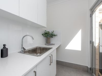 9B Poynings Street, Westminster