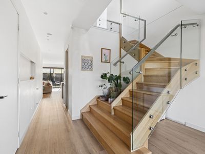 8B Waiora Parade, West Footscray