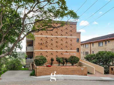 21 / 12 Meadow Crescent, Meadowbank