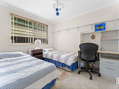 2 / 110 Lake Haven Drive, Lake Haven