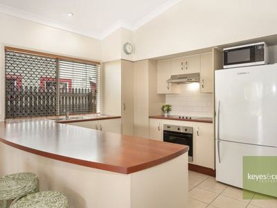 17 Ninth Avenue, Railway Estate